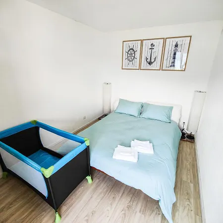 Brissaghino Al 5* Appartement